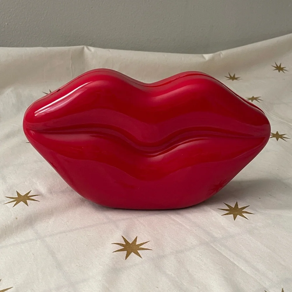 Red Lips  Crossbody Clutch Bag Purse - Picture 3 of 9